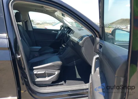 2018 Volkswagen Tiguan 2.0T Se/2.0T Sel from USA, damaged, VIN 3VV3B7AX2JM058848